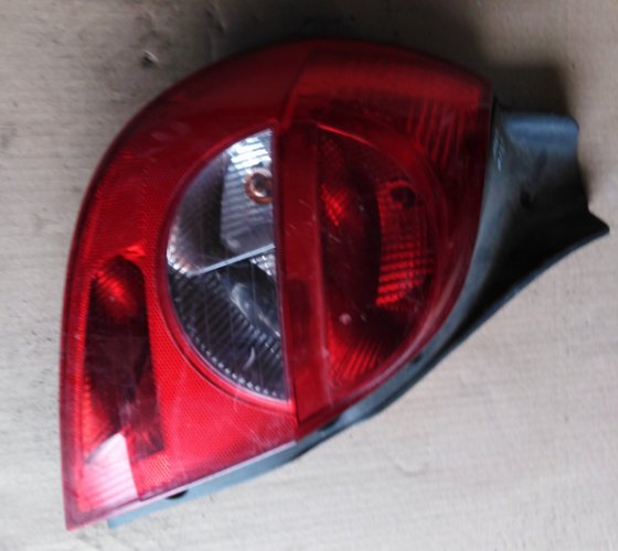 CLIO III lampa lewa tył