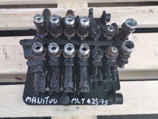 Rozdzielacz hydrauliczny Manitou MLT 625-75H