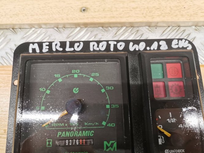 Wskaźnik paliwa Merlo 40.18 Roto 