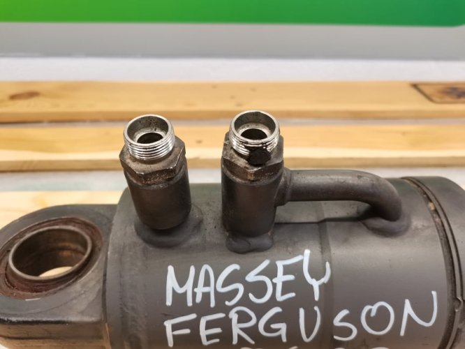 Siłownik amortyzacji osi Massey Ferguson 8690