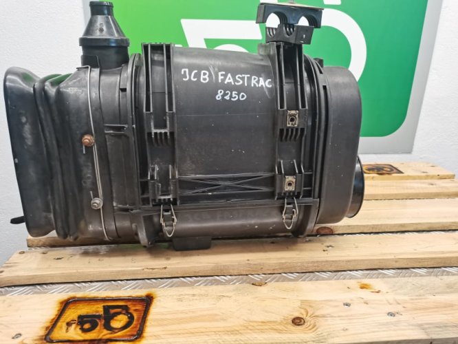 Obudowa filtra powietrza JCB 8250 Fastrac 