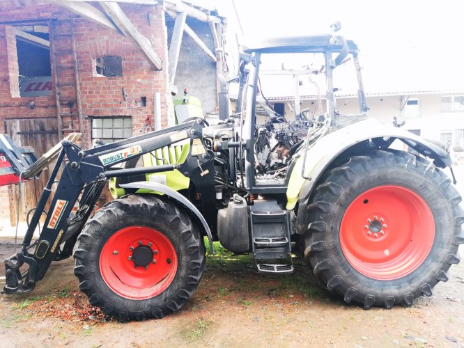  Claas Arion 520   Chłodnica