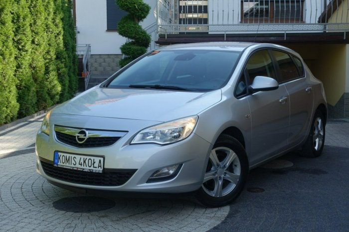 Opel Astra 110KM - Polecam - 6 Bieg - GWARANCJA - Zakup Door To Door J (2009-2019)
