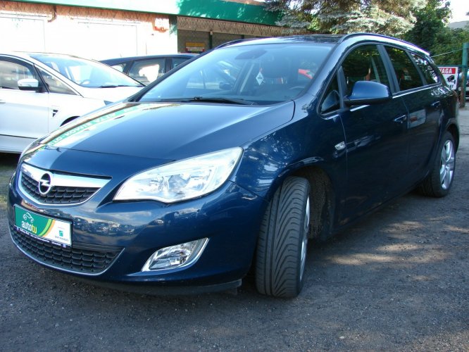 Opel Astra 1.7 CDTI 125 KM Klima J (2009-2019)