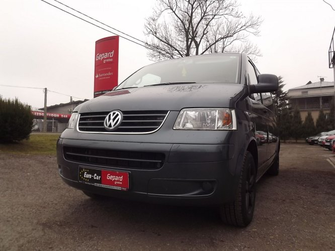 Volkswagen Caravelle 8 osobowy