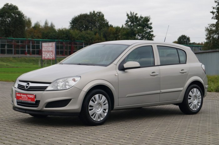 Opel Astra SALON PL. 1,4 90 KM  KLIMATRONIC H (2004-2014)