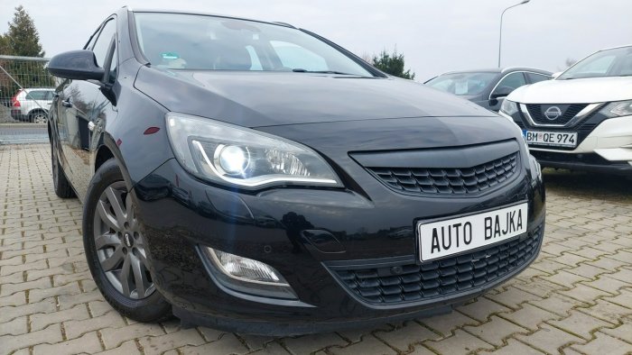 Opel Astra 1.4 140PS Turbo Benz GrzaneFotele+Kierownica Navi Xenon LED J (2009-2019)