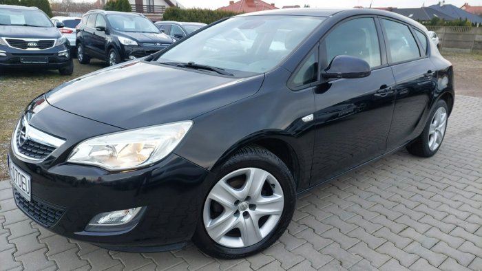 Opel Astra 1.4 Turbo GrzanaKieronica+Fotele 2xPDC Klimatyzacja J (2009-2019)