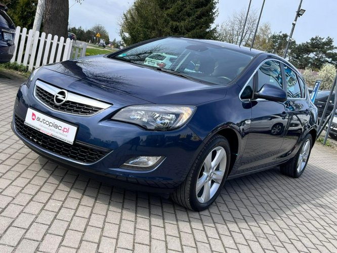 Opel Astra *Benzyna*Gwarancja*BDBs stan* J (2009-2019)