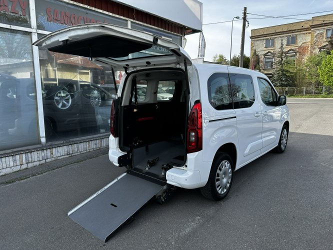 Opel Combo Combo Life dla Niepełnosprawnych Inwalida Rampa Model 2021 PFRON E (2018-)