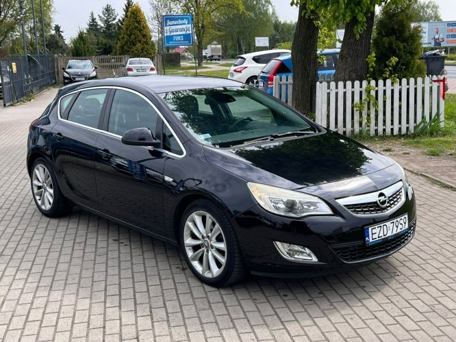 Opel Astra *Diesel*Gwarancja*Niski Przebieg* J (2009-2019)