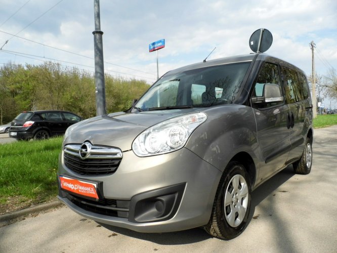 Opel Combo D (2011-)