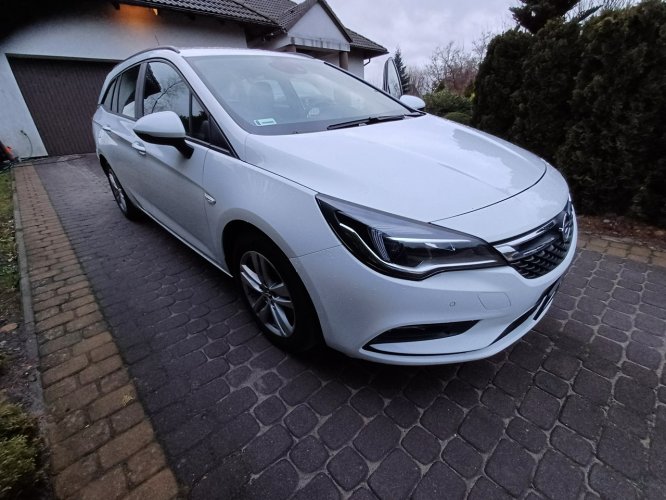 Opel Astra Krajowa, bezwypadkowa, serwis ASO, RATY, GWARANCJA, faktura VAT K (2015-2021)