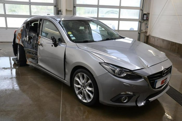 Mazda 3 2,2d 150ps * 6-biegów * nawigacja * xenon * climatronic * ICDauto III (2013-)