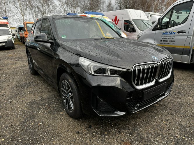 BMW iX1 iX1 30Xdrive M-pakiet Pełny Elektryk Bogate wyposażenie 2023