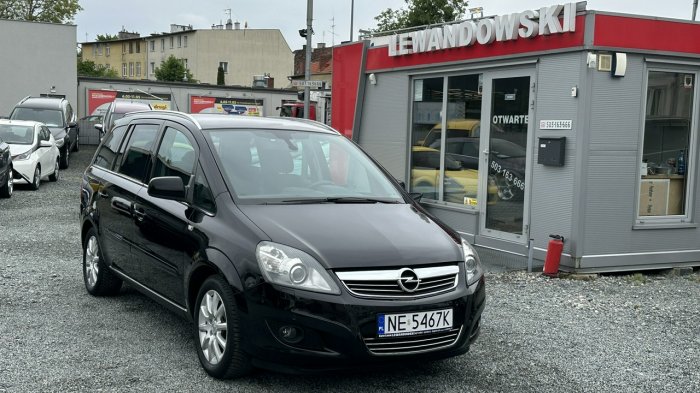 Opel Zafira 1.8 Benzyna Moc 140KM 7 Miejsc C (2011-)