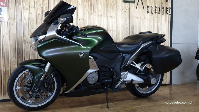 Honda VFR ABS  ZADBANA VFR1200 motocykl wygląda .PIĘKNA raty -kup online
