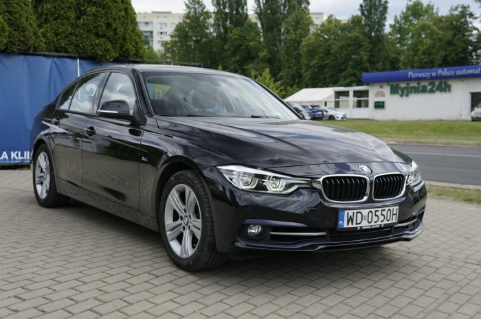 BMW 318 BMW 318i limuzyna facelift Sport Line 1.5 136KM F30/F31 (2012-)