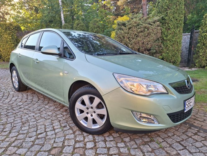 Opel Astra Turbo Edition J (2009-2019)