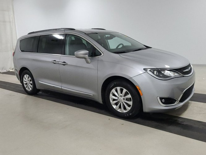 Chrysler Pacifica 2017 CHRYSLER PACIFICA Touring-L