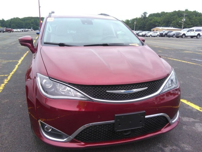 Chrysler Pacifica 2018 Chrysler Pacifica Touring L Plus FWD
