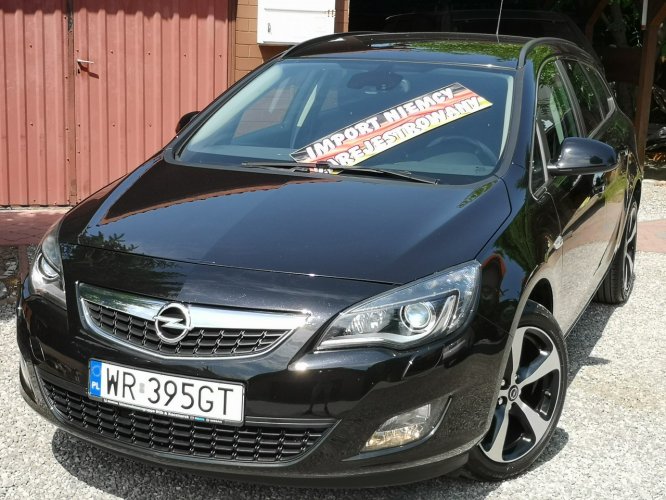 Opel Astra 2011 I-Rej, 1.6B, Piękna, Tylko 111tyś km, Ksenony+Ledy, Koła 17 J (2009-2019)
