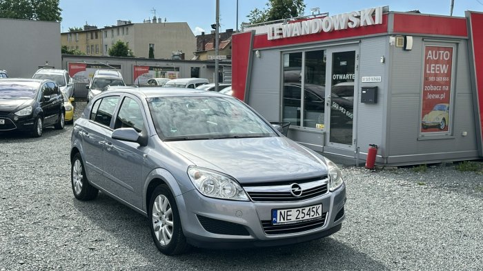 Opel Astra 1.6 Benzyna Zarejestrowany Ubezpieczony H (2004-2014)