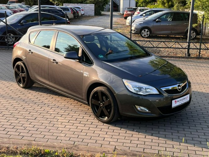 Opel Astra *Benzyna*Gwarancja*BDB stan* J (2009-2019)