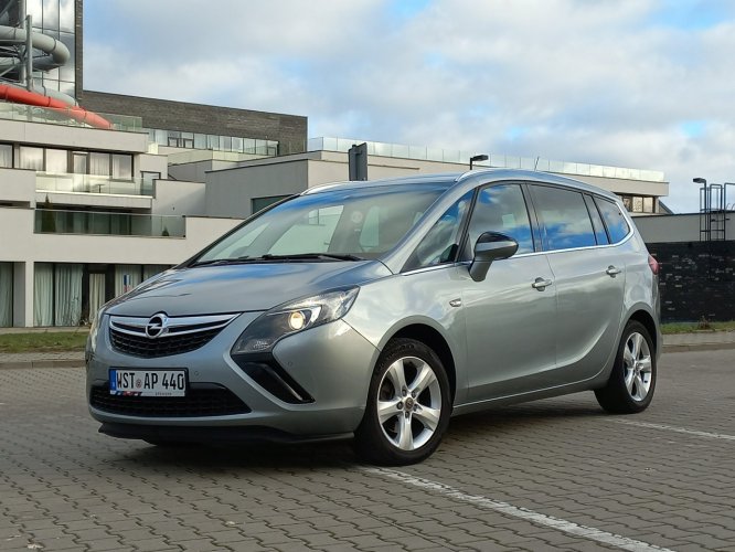 Opel Zafira * 2.0CDTi* BDB stan** 7osobowa* TEMPOMAT* serwisowana* C (2011-)
