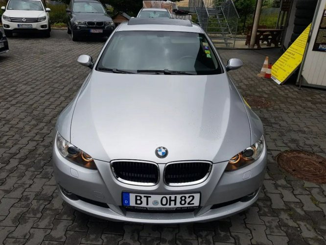 BMW Seria 3 Atrakcyjny przebieg i bogate wyposażenie E90-E93 (2005-2012)