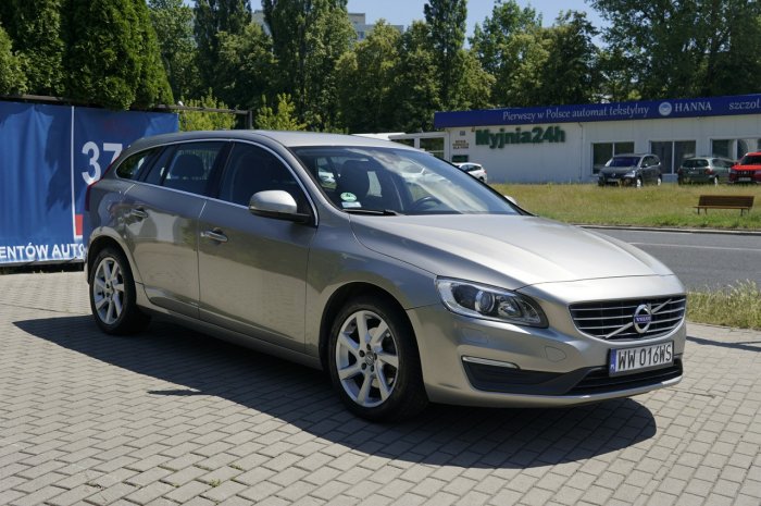 Volvo V60 D4 181KM, Momentum, salon Polska I (2010-2018)