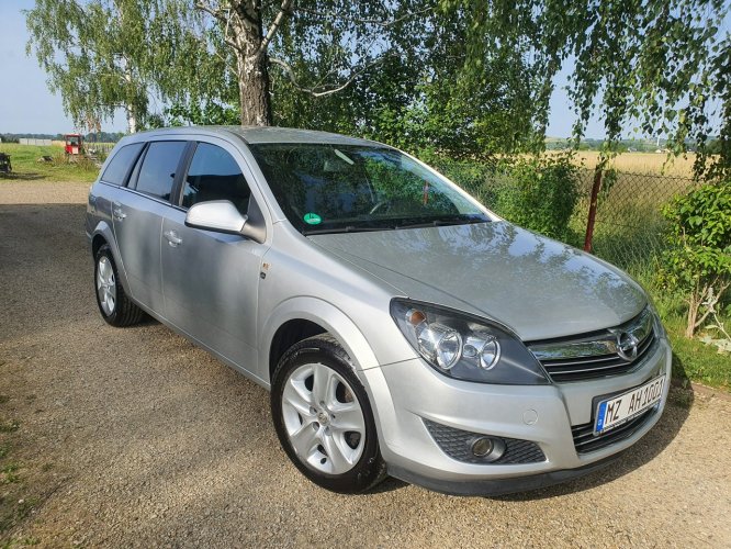Opel Astra 1.8 140KM  INNOVATION NIEMCY H (2004-2014)