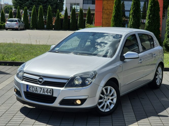 Opel Astra 1.6B Gaz BRC, Ksenony, 100% Bezwypadkowa, Zadbana H (2004-2014)