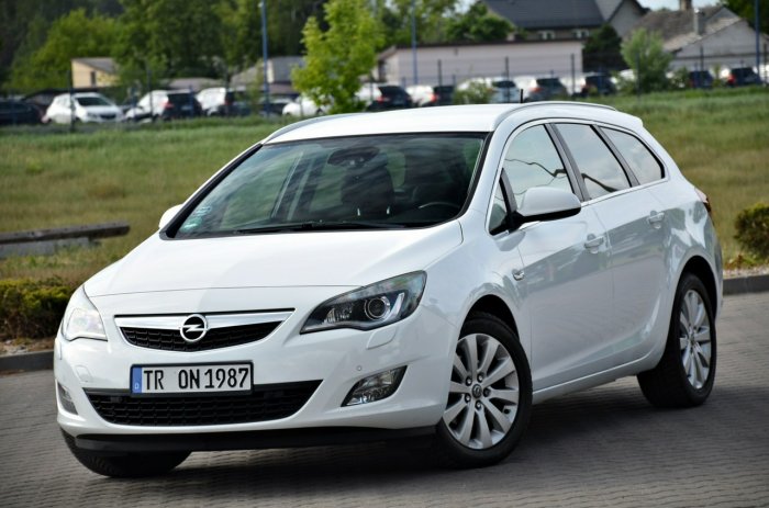 Opel Astra 1,7 CDTI 125KM COSMO Niemcy LED Bixenon J (2009-2019)