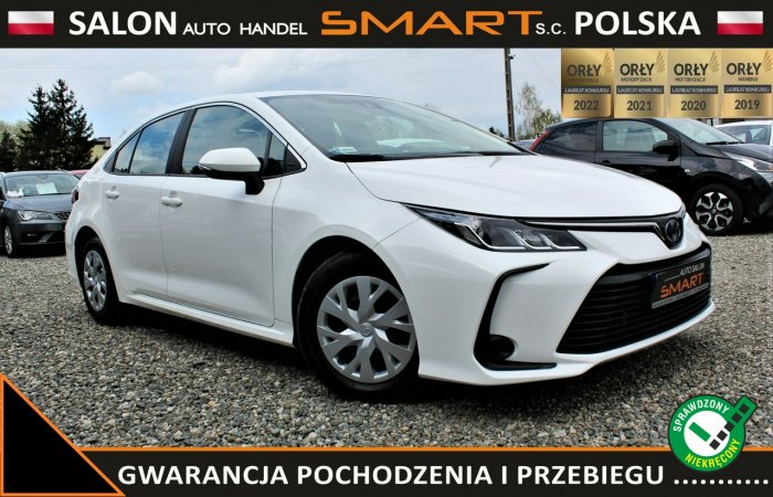 Toyota Corolla Hybryda / Sedan /  Salon Pl / Servis / FV 23% E21 (2019-)