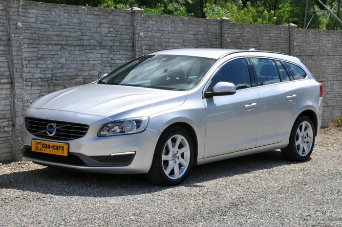 Volvo V60 2.0 D3 136KM 5-cylindrów Pełny serwis w ASO Rozrząd wymieniony I (2010-2018)