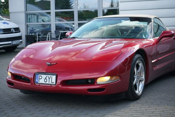 Chevrolet Corvette 5.7L LS1 V8 SFI 350KM Aut. Cabrio HeadUp Kamera V (C5) (1997-2004)