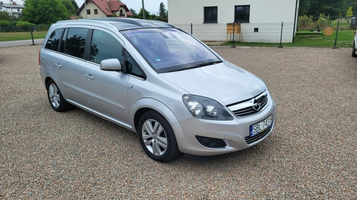 Opel Zafira 1.8i*140*Panorama*Klimatronic*Zarejestrowany w PL B (2005-2011)