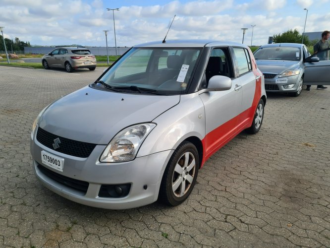 Suzuki Swift Faktura VAT 23%   Tylko 106 tysięcy przebiegu IV (2004-2010)