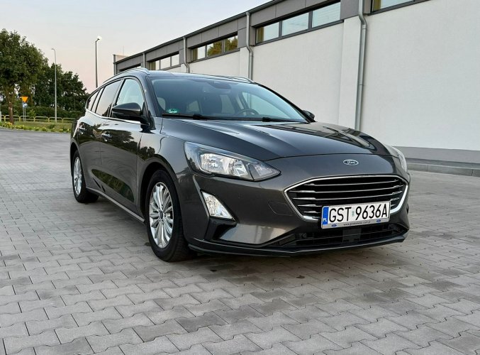 Ford Focus FORD FOCUS AUTOMAT BEZWYPADKOWY NAVI PODGRZEWANE FOTELE SALON POLSKA Mk4 (2018-)