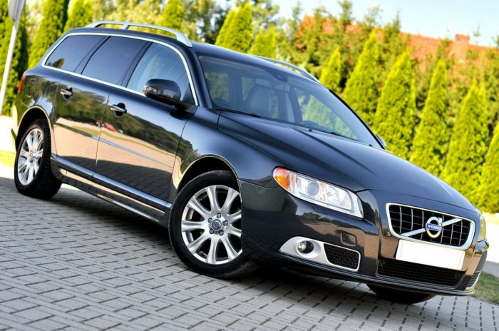 Volvo V70 FULL_OPCJA_2.0_D3_136Km_Skóra_Kolor_Xenon_City_ III (2007-)