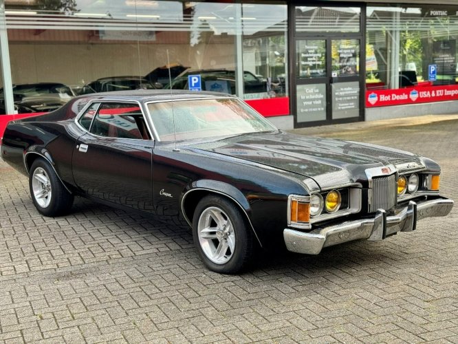 Mercury Cougar Mercury Cougar XR7 Coupe 72 351v8 lakier czarna perła czerwona skóra VI (1983-1988)