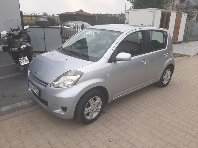 Daihatsu sirion 2009 klima