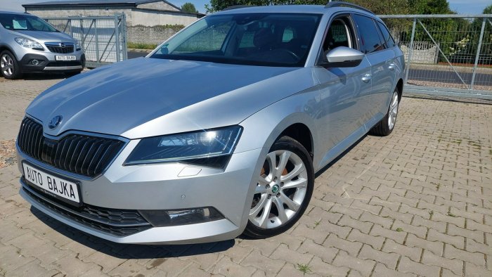 Škoda Superb 2.0 150ps LED NAVI DSG Hak Alusy 17 Bezwypadek Serwis III (2015-2023)