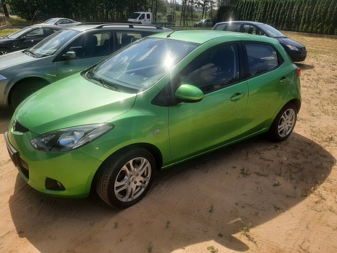 Mazda 2 2007 rok klima 