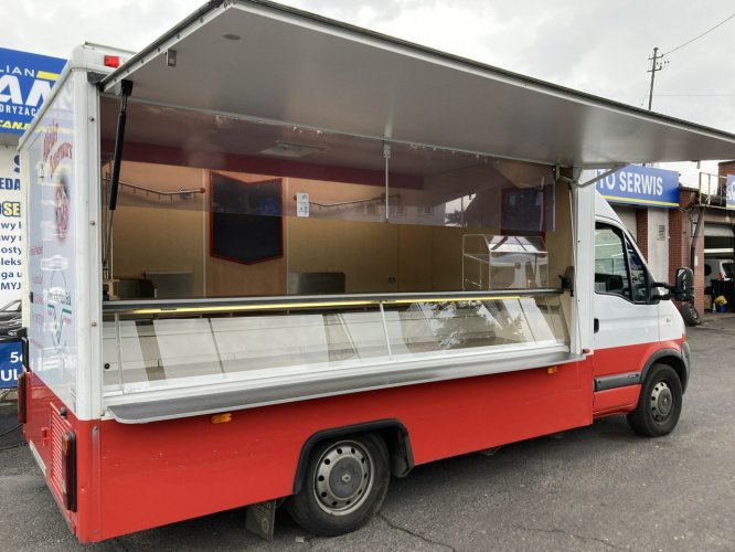 Renault Master Autosklep Wędlin Gastronomiczny Food Truck Foodtruck sklep Borco 2010