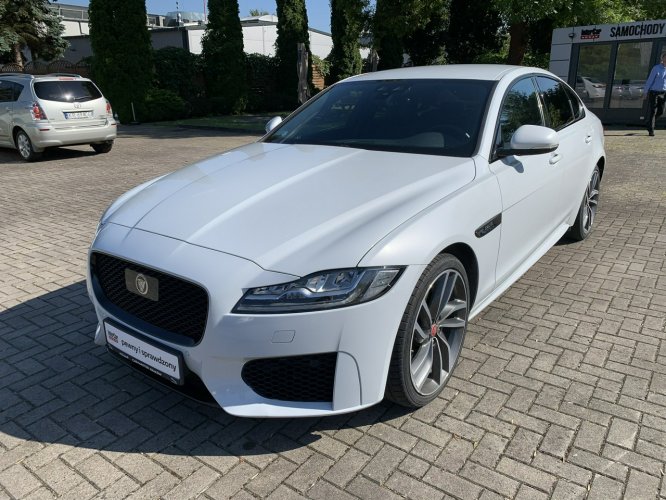 Jaguar XF Jaguar XF 2.0 300 KM X260 (2015-)