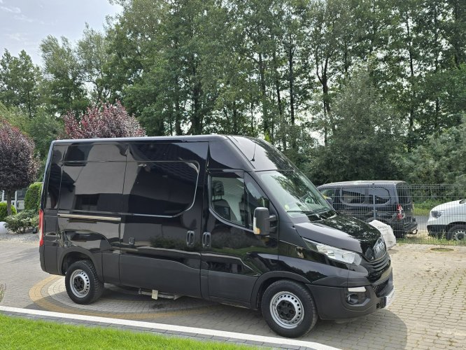 Iveco Daily 35S18 3.0 JTD 180KM Hi-Matic / I-właściciel / Serwisowany