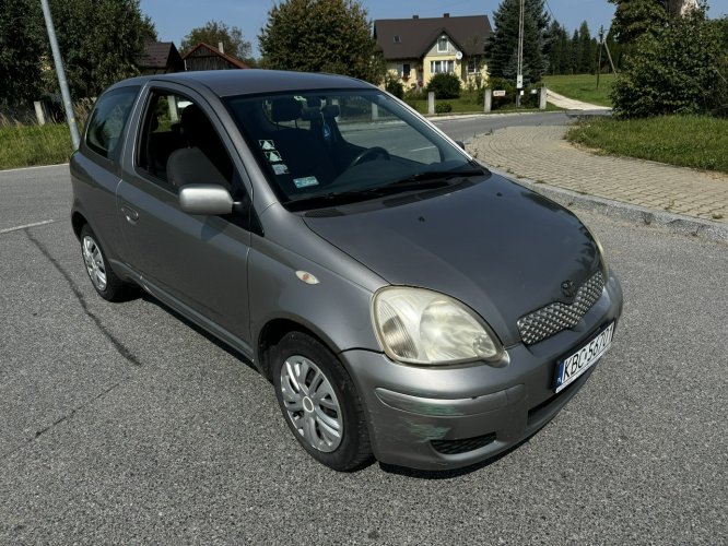 Toyota Yaris Raty/Zamiana Gwarancja benzyna 1,3 ważne opłaty zdrowe progi i podłoga I (1999-2005)