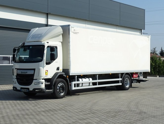 DAF LF 320 Kontener Euro 6 Przebieg Udokumentowany Klima , Blokada Mostu , 21 Euro Palet , Winda , Poduszki , Tempomat